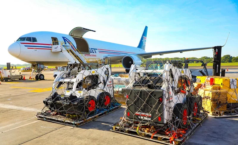 El Salvador prepara quinto avión con ayuda humanitaria para Venezuela 