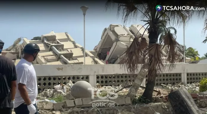 La cifra de fallecidos por los terremotos en Venezuela continúa en aumento. Se reportan 3,238 heridos y más de 3,100 familias damnificadas.