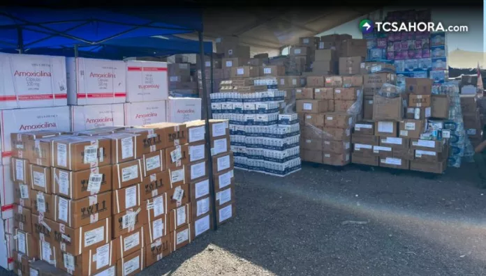 El Salvador entrega medicamentos a hospitales de Venezuela