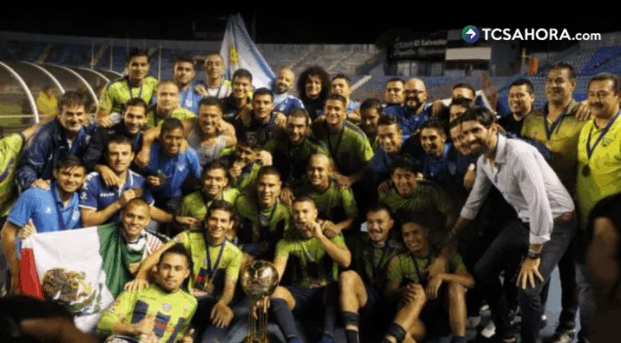 Tras la dura eliminación en fase de grupos del Mundial 2026, la selección de Uruguay cambiaría de director técnico.