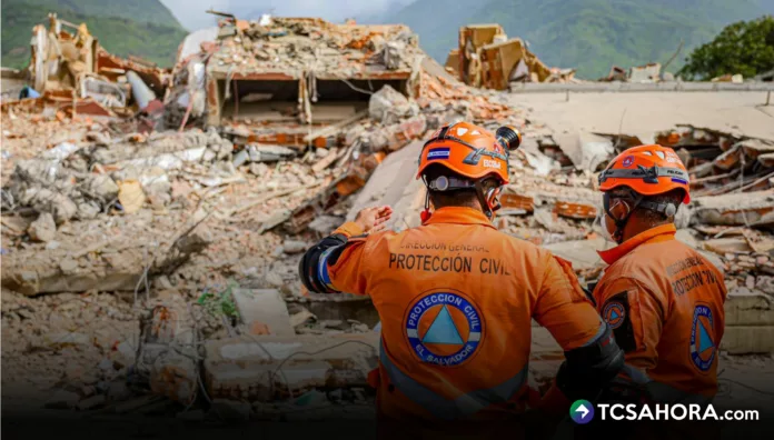 Las labores de la misión humanitaria de El Salvador en Venezuela continuarán. El gobierno ha enviado 5 toneladas más de ayuda y rescatistas.