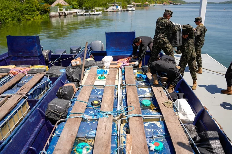 Autoridades inician peritaje de droga incautada el 18 de junio