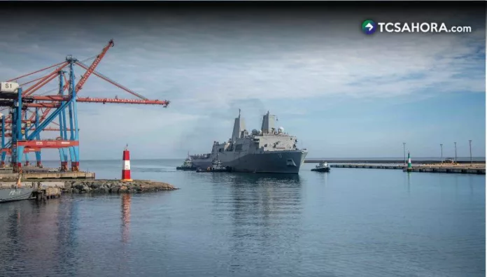 Otra nave militar de EE.UU. se une a labores de apoyo para Venezuela