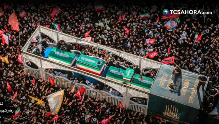 Multitudinario funeral del líder de Irán, el ayatolá Seyyed Ali Jamenei