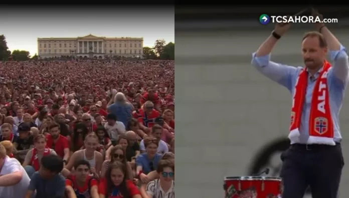 Príncipe Haakon tomó un tambor y dirigió el “Viking Row” ante 90 mil personas en Oslo durante el homenaje a Noruega por su histórica actuación mundialista.