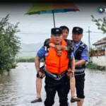 Más de 15 mil personas evacuadas en China por tifón Bavi