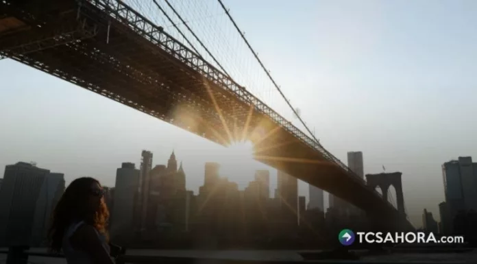 Nueva York activó este martes un plan de emergencia por el calor extremo, que golpeará el noreste de Estados Unidos.