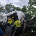 Accidente de tránsito en Apopa deja dos lesionados