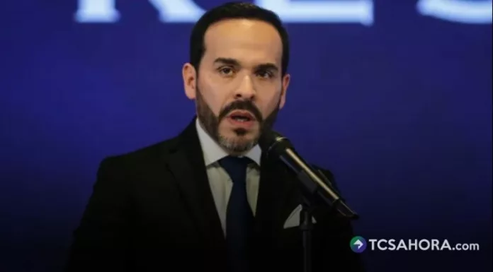 A partir del 7 de agosto, De la Espriella quedará amparado por el fuero constitucional correspondiente al cargo presidencial.