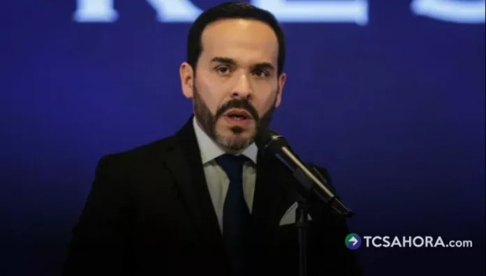 A partir del 7 de agosto, De la Espriella quedará amparado por el fuero constitucional correspondiente al cargo presidencial.