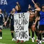 Inglaterra responde con sarcasmo a la manta argentina sobre Las Malvinas