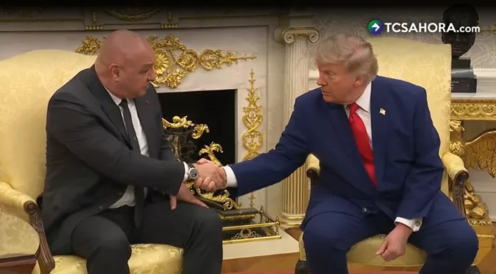 Presidentes de EE.UU. y Líbano se comprometen a buscar acuerdo