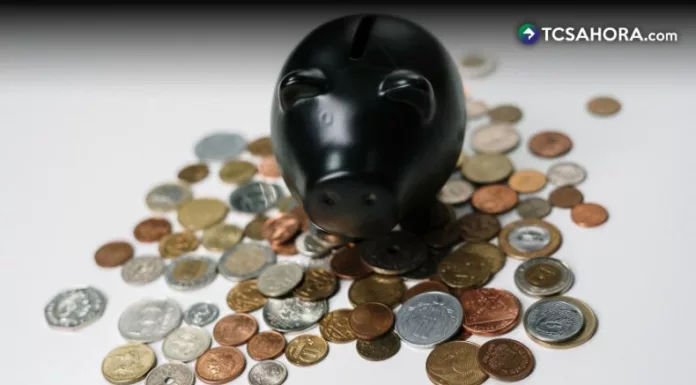 El micro ahorro también puede realizarse de manera digital. Algunas instituciones financieras permiten crear cuentas de ahorro adicionales.