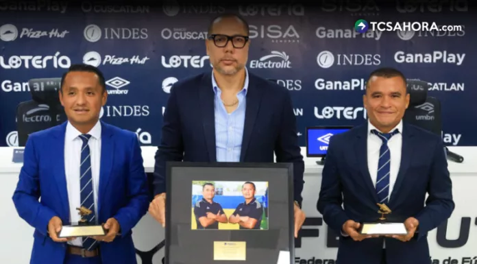 Iván Barton y David Morán recibieron un reconocimiento luego de su histórica participación en el Mundial 2026.