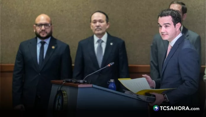 EE.UU. y El Salvador buscan fortalecer seguridad regional