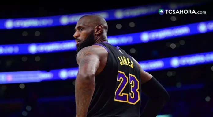 Tras poner fin a su etapa en Los Angeles Lakers, LeBron James anunció este viernes el equipo con el jugará la próxima temporada en la NBA.