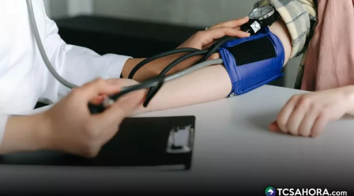 Los expertos recomiendan que todas las personas se deben realizar como mínimo, un chequeo médico al año para descartar o tratar padecimientos