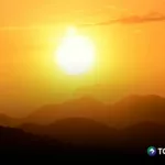 Jueves caluroso y lluvias de rápido desplazamiento, al final del día