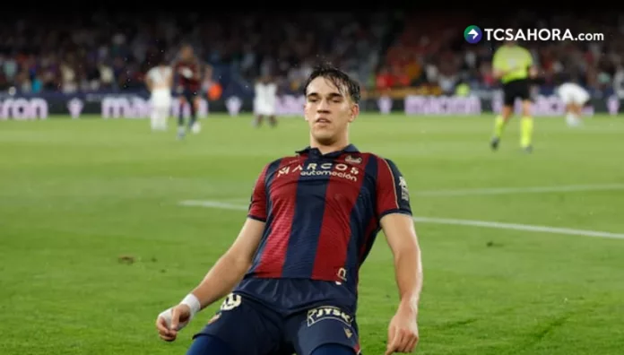 El Real Madrid sigue reforzando su plantilla con un delantero más de cara a la próxima temporada en el fútbol europeo.