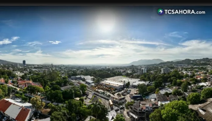 El clima en El Salvador mantendrá temperaturas de hasta 40 grados y lluvias aisladas en el occidente, centro y norte durante este fin de semana vacacional.