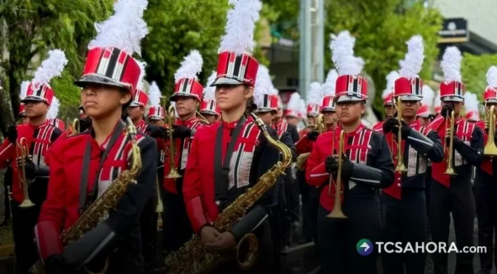 Los desfiles estudiantiles del 15 de septiembre se realizarán bajo el formato tradicional, anunció el Ministerio de Educación.