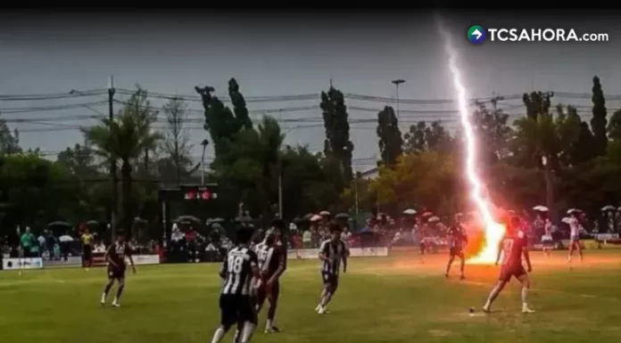 Sofwan Awae, de 24 años, falleció luego de ser alcanzado por un rayo en un partido disputado en Tailandia..