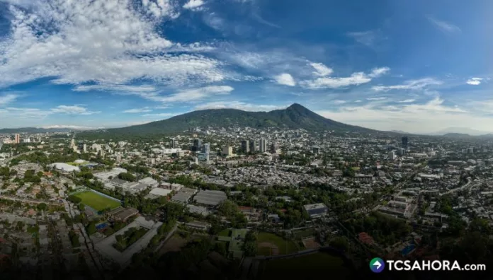 Según el pronóstico, para este jueves se mantendrá el calor en el territorio salvadoreño y algunas lluvias puntuales