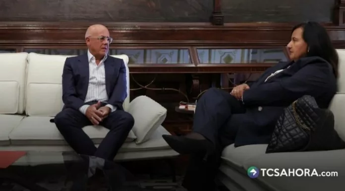 Estados Unidos respaldó el inicio del diálogo entre el chavismo y la oposición para impulsar la transición en Venezuela.