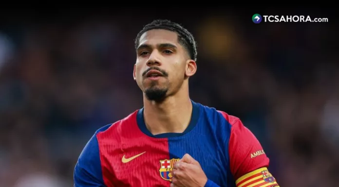 Ronald Araújo se irá cedido por una temporada al equipo inglés con una opción de compra al finalizar el préstamo.