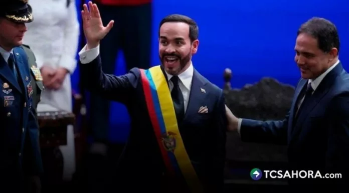 Durante su discurso, Abelardo De la Espriella prometió recuperar el orden, la autoridad y la libertad de Colombia.