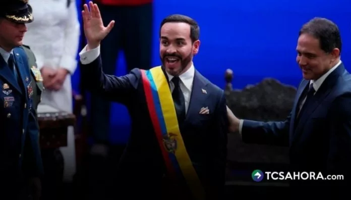 Durante su discurso, Abelardo De la Espriella prometió recuperar el orden, la autoridad y la libertad de Colombia.