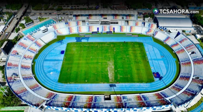 La cancha del Estadio Jorge 