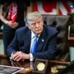 Piden a juez que bloquee orden de Trump que limita ciudadanía