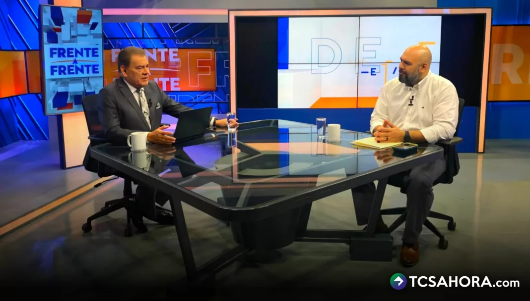 Su fórmula presidencial, compuesta por mujeres, apuesta por un plan de reactivación económica, área que dicen le pasa factura al gobierno.