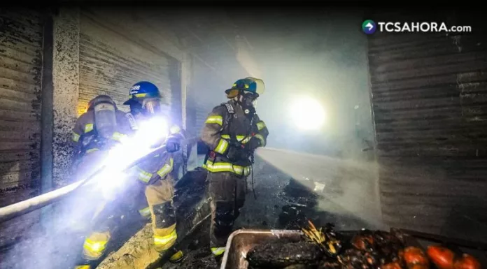 Incendio consume más de 40 puestos en mercado de Armenia