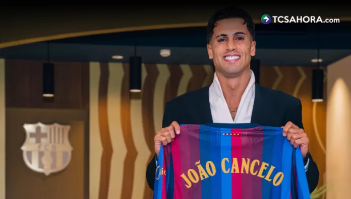 João Cancelo firmó hasta el final de la temporada 2028-29 con el Barcelona tras llegar en calidad de 