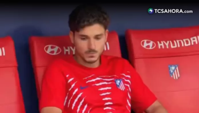Los aficionados del Atlético de Madrid abuchearon a Julián Álvarez durante el partido de los 