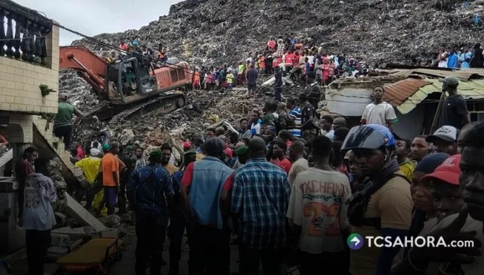 El primer ministro de Guinea, Amadou Oury Bah, visitó la zona afectada y acompañó en las operaciones de búsqueda.