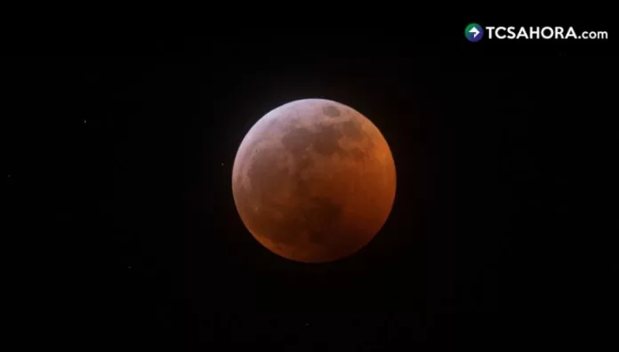 Un eclipse cubrirá hasta un 96% de la superficie visible de la Luna, según informó la Asociación Salvadoreña de Astronomía.