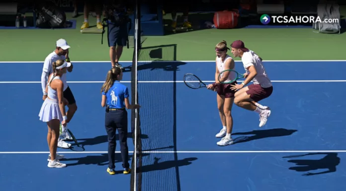Marcelo Arévalo junto a Kristina Mladenovic de Francia cayeron en los octavos de final ante los checos Jakub Mensík y Karolina Muchova.