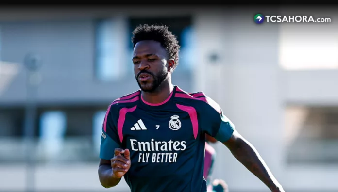 El Real Madrid recibe este domingo al Málaga en el Santiago Bernabéu buscando mantener el paso perfecto en el campeonato español.