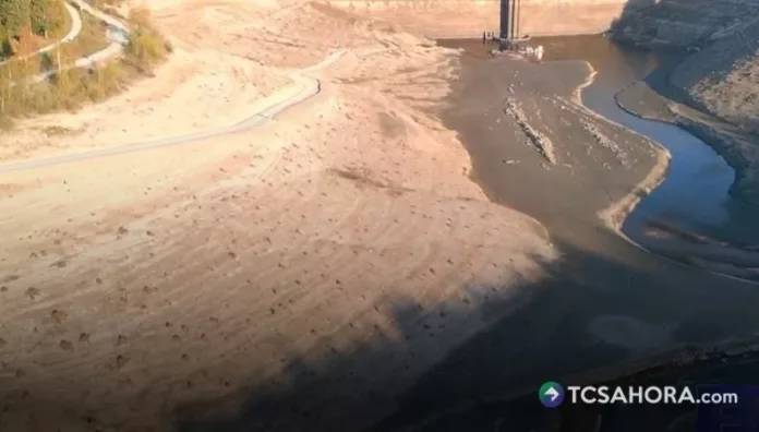 El fenómeno de El Niño podría alterar las lluvias y temperaturas durante los próximos meses, con riesgos de sequías e inundaciones.
