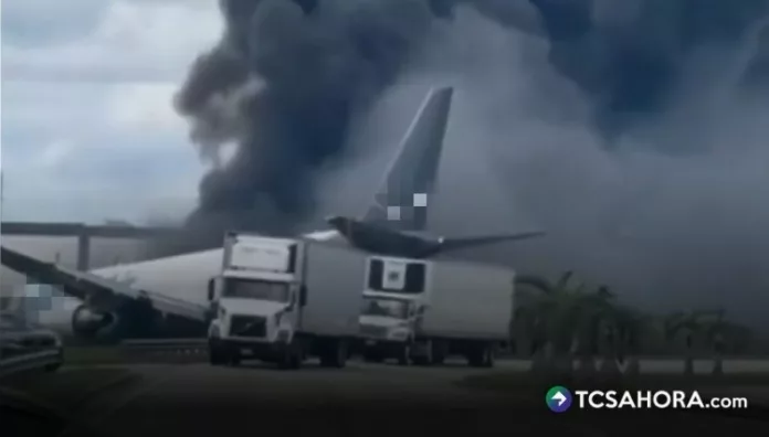 Alrededor de 60 unidades del Departamento de Bomberos y Rescate de Miami-Dade acudieron al lugar tras el percance.