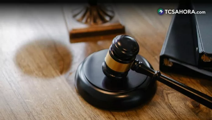 Condenan por estafa a mujer que ofrecía paquetes vacacionales