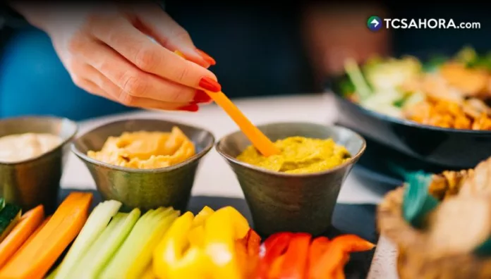 Comer entre comidas puede responder a diferentes situaciones: hambre real o a la falta de una alimentación adecuada