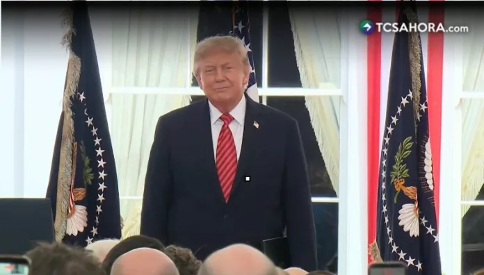 Trump dice que le encantaría ver 