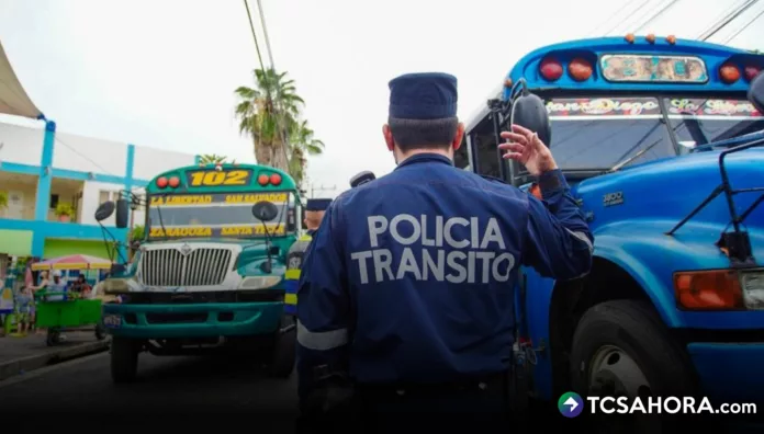 Empresarios del transporte público piden al gobierno una mesa de negociación, con autoridades, al enfrentar una situación inoperable.