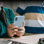 México restringirá el uso de celulares en escuelas