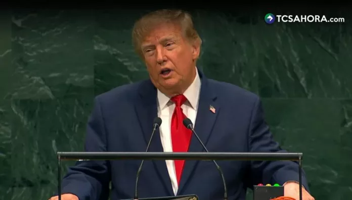 Trump afirma que debe decidir entre un trato o aniquilar a Irán