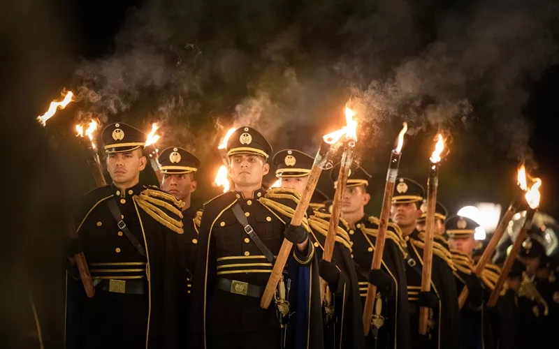 Escolta de honor trasladó los restos de Francisco Morazán